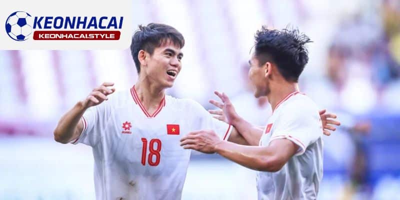 Đội tuyển Việt Nam xuất sắc vượt qua vòng bảng